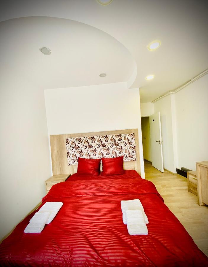 Hotel Perla Prizren Buitenkant foto