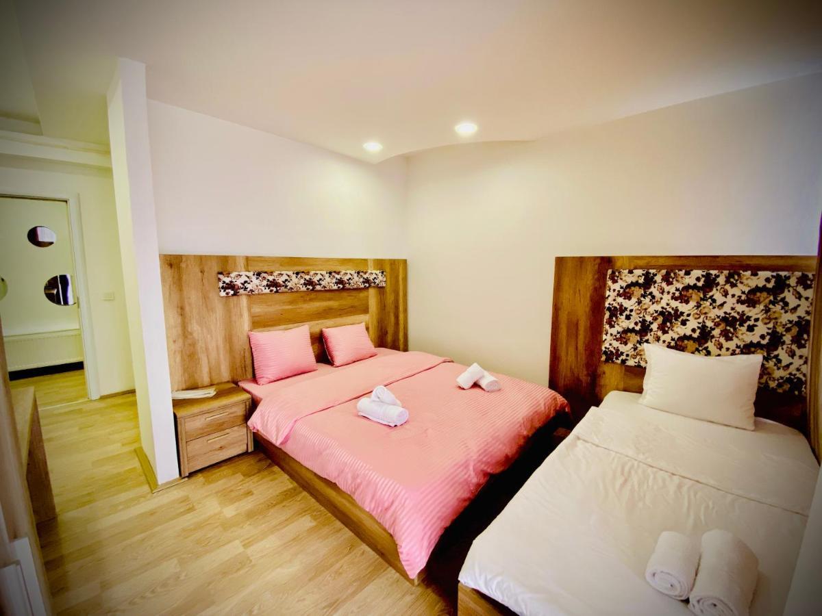 Hotel Perla Prizren Buitenkant foto